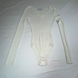Ryan Roche Ivory Ribbed Knit Soft Bodysuit Long Sleeve V Neck Casual Chic NWOT